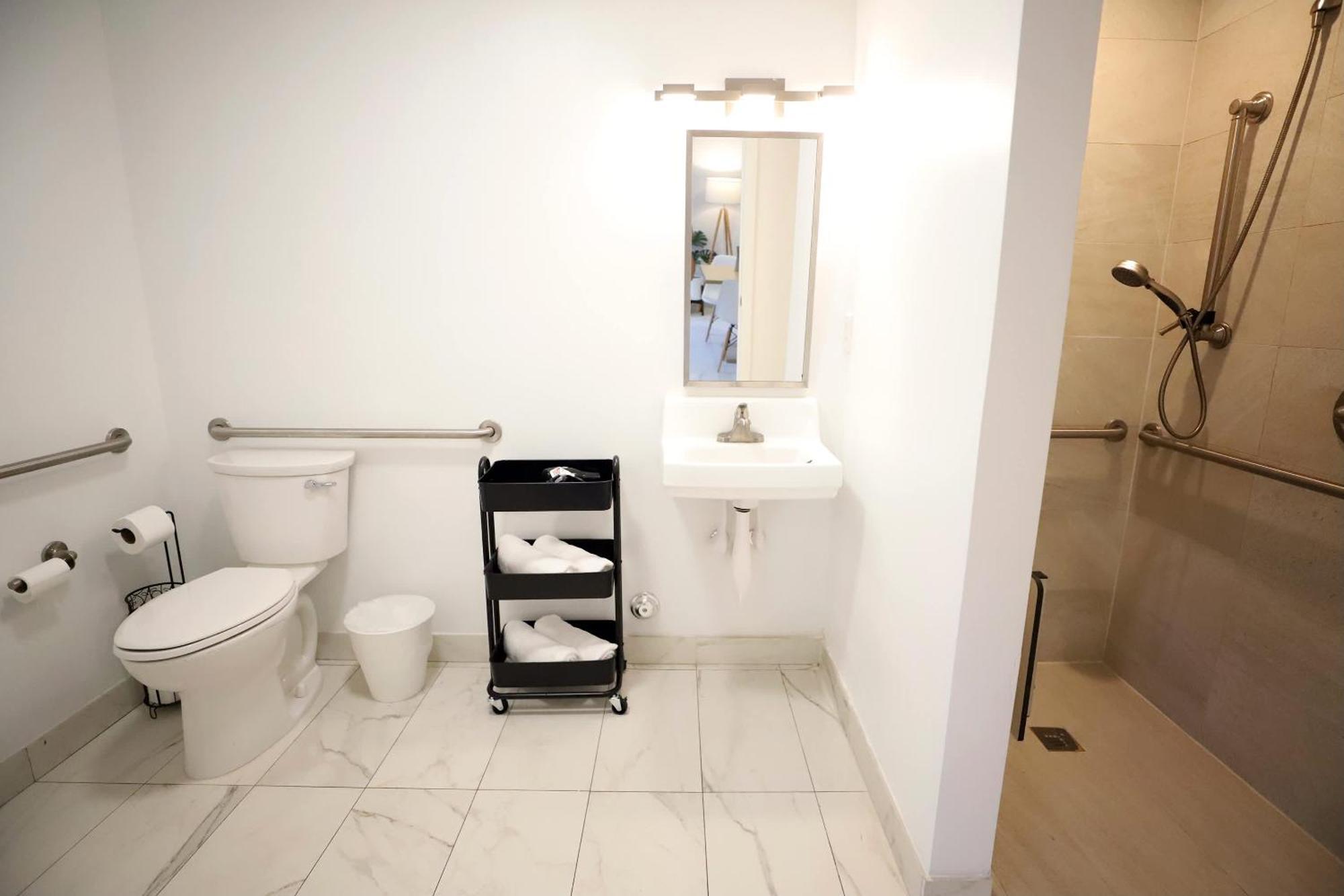 3 Bedroom 3 Bathroom Miami Beach Apartment With Free Parking ภายนอก รูปภาพ